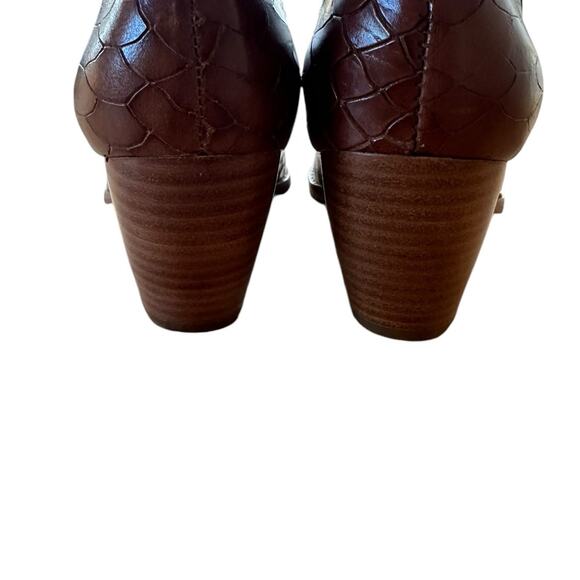 Anthro Matisse Bruna Embossed Croc Block Heel Knee High Zip Leather Boot Size 6M - Picture 8 of 11